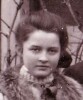 1908 Hedwig Lavies geb. Haass (1895-1967) um 1908.jpg